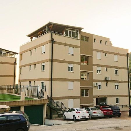 Apartment Green House Petrovac Buitenkant foto